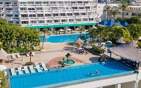 Andaman Beach Suites Hotel, Patong Phuket